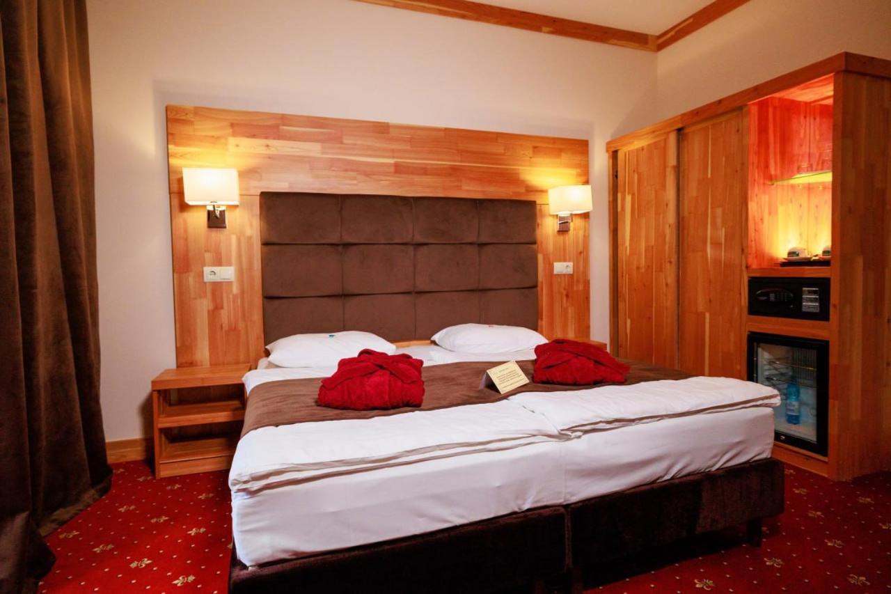Romantik Spa Hotel Yaremche Eksteriør billede