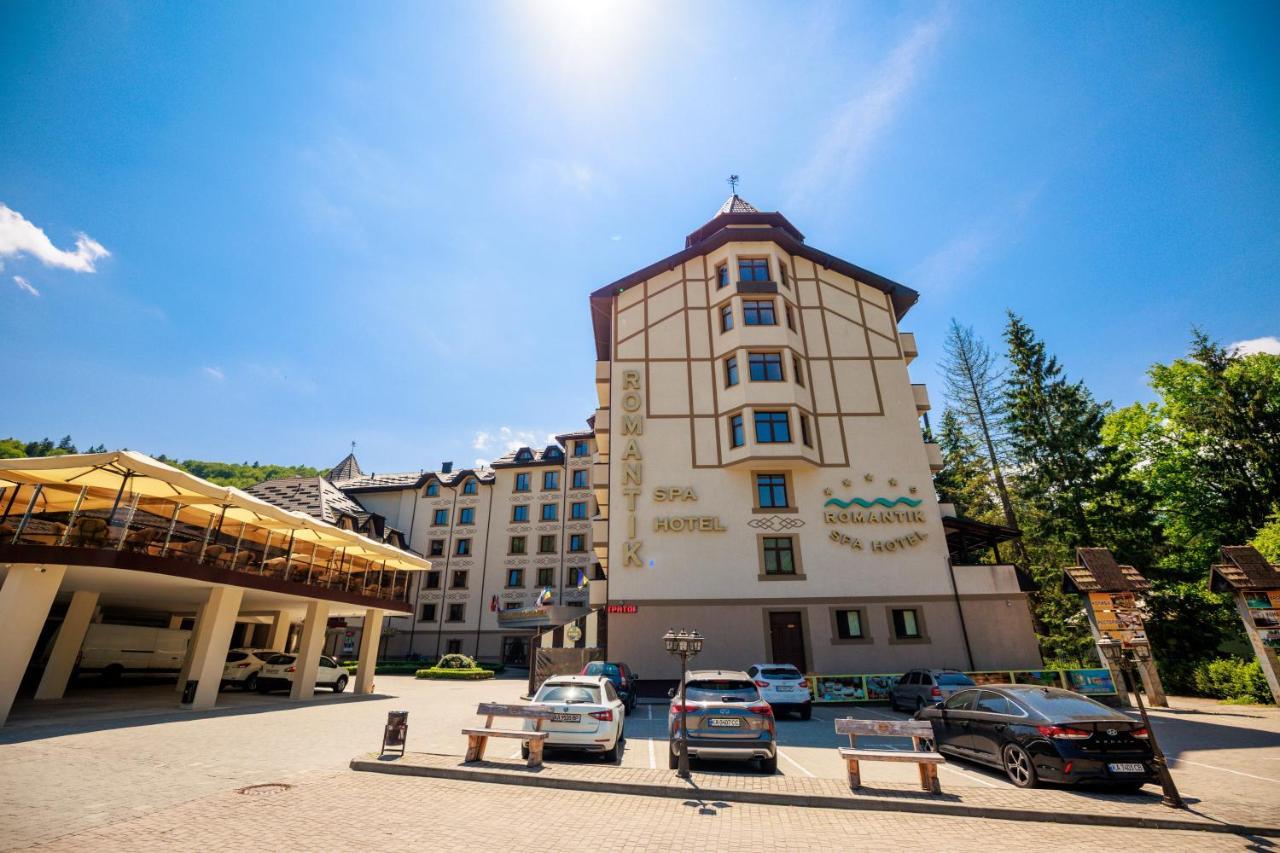 Romantik Spa Hotel Yaremche Eksteriør billede