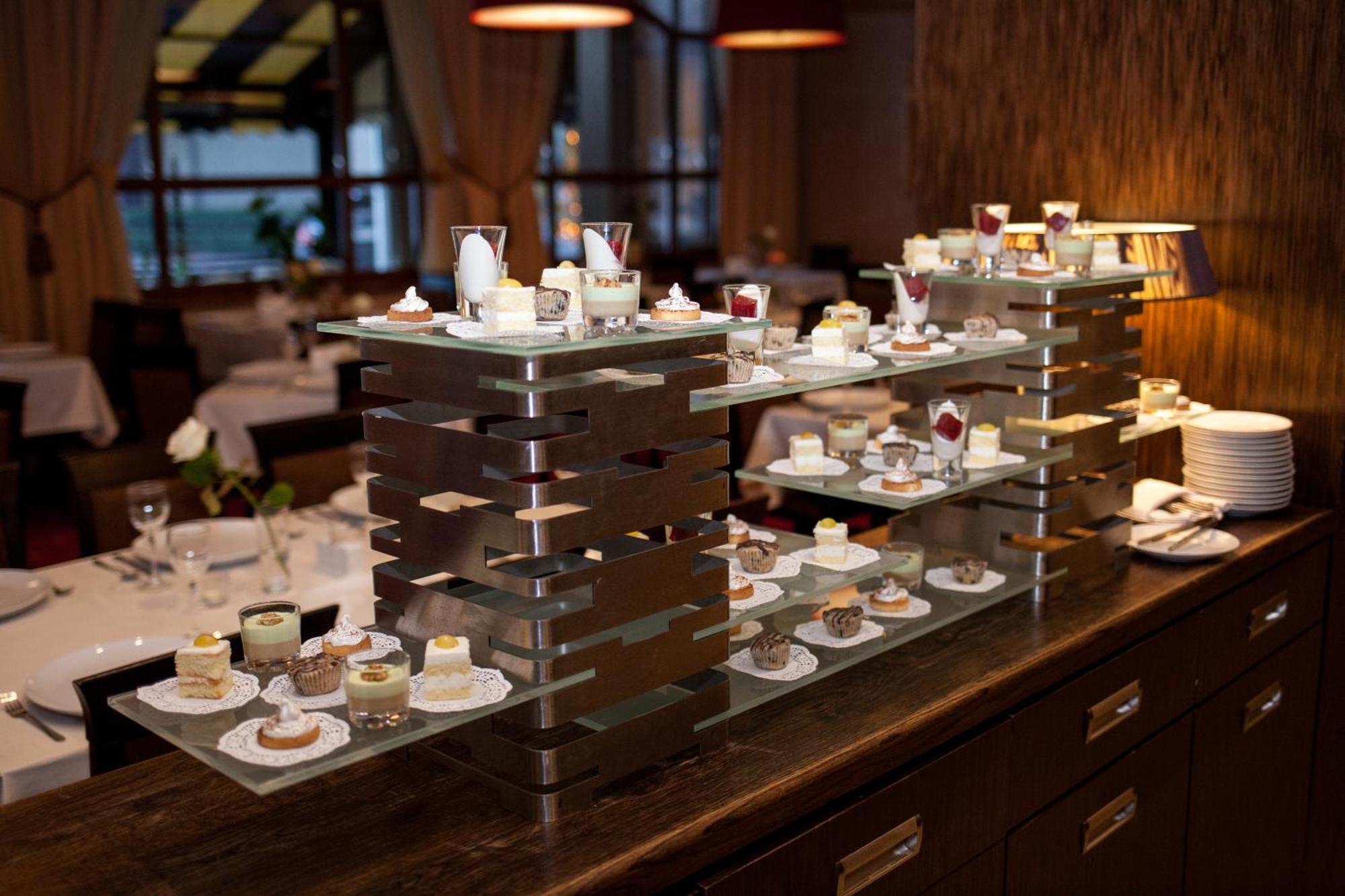 Romantik Spa Hotel Yaremche Eksteriør billede