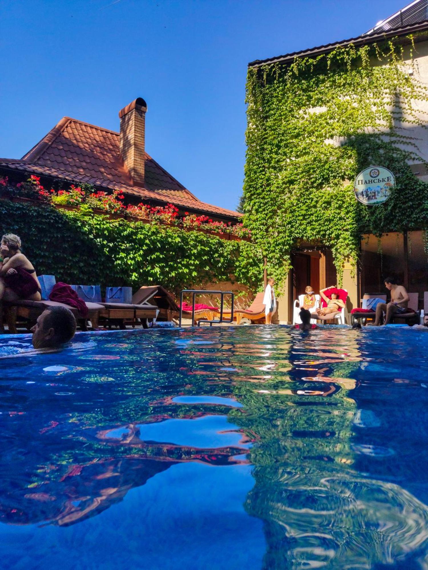 Romantik Spa Hotel Yaremche Eksteriør billede